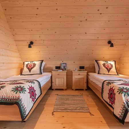 Semesterbostad Goralskie U Topora Czarny Dunajec